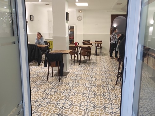 Di Napoli El Prat salón bar